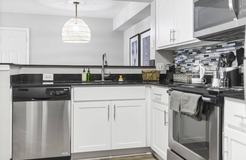 Delray Beach Apartment | Kasa | Modern 1 BD + Self Check-In | Delray Beach