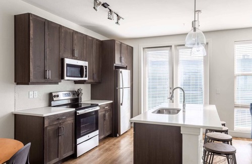 Northeast Dallas Apartment | Kasa | Modern 1BD/1BA Apartment with Balcony | Dallas