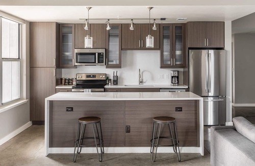 Second Street District Apartment | Kasa | Modern Space, Downtown Shopping | Austin