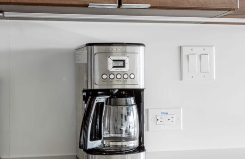 Second Street District Apartment | Kasa | Renovated Kitchen, Pool Access | 2nd Street