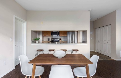 Northwest Bellevue Apartment | Kasa | Welcoming 2BD + Local Coffee Shops | Bellevue
