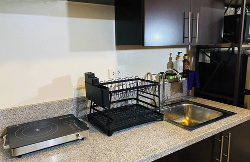 Ugong Apartment | Kasara T1-4K Urban Staycation