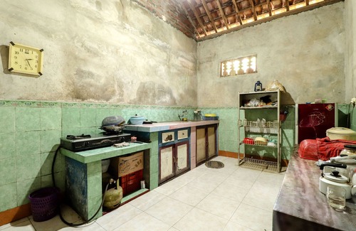 Kokap House | Kasmiyem Homestay