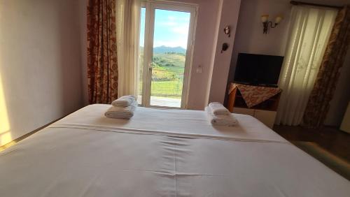 Kashar Villa | "Kasneci Residence" Countryside Villa with a pool