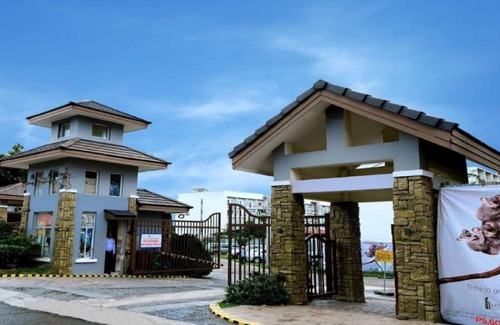 Moonwalk Condo | Kassel Residences Paranaque