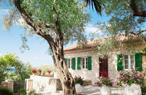 Rantatika Villa | Kastanida House - Three Bedroom Villa, Sleeps 6