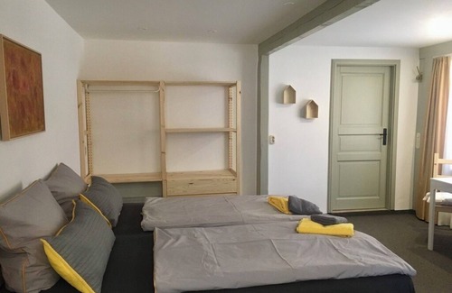 Kuhnhausen Bed & Breakfast | Kastanienhof - Uhig und Zentral Übernachten im Bio-resort vor den Toren Erfurts