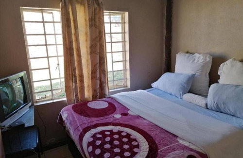 Tzaneen House | Kaste guest house Tzaneen