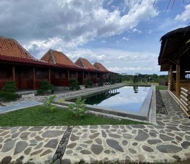 Banjarasri Cabin | Katah Montana Villa