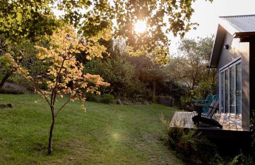 Mount Stuart Villa | Kate Owen Art House
