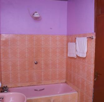 Kisumu Apartment | Kate's master ensuite apartments