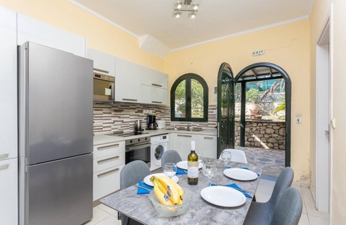 Lakka Villa | Katerina Walk to Beach, Sea Views, A/C