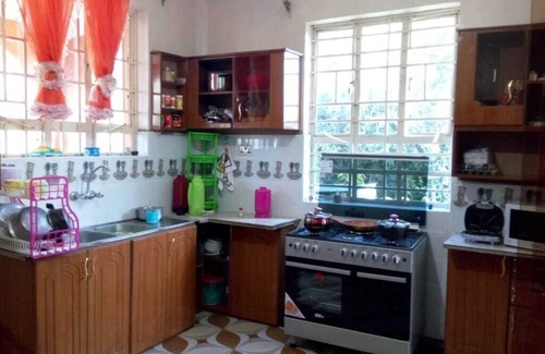 Naivasha Villa | Kathy's Place (see Lake Naivasha & Hills beyond)