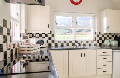 Newry Cottage | KATIES COTTAGE, family friendly in Newry, Northern Ireland