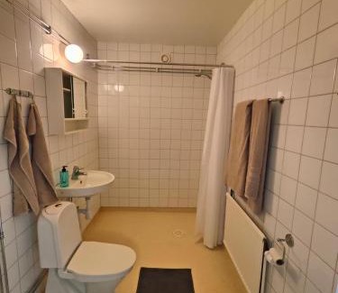 Katrineholm Apartment | Katrineholm Longstay - Cosy 2 room apartment near the train station