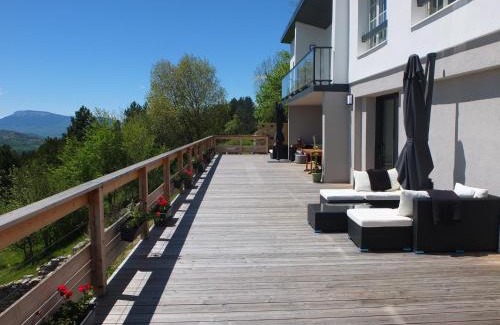 La Batie-Neuve Apartment | Katsoleil