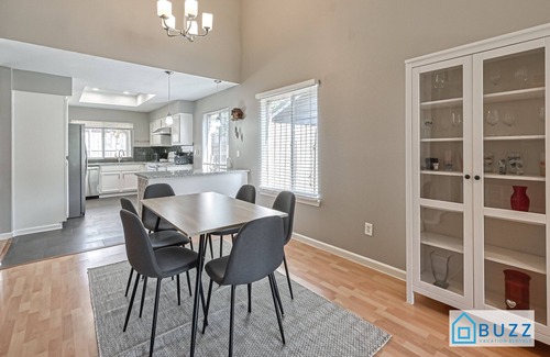 Barker House | Katy 4BR, 2BA | Work-cation Ready | Pet-Friendly Escape!