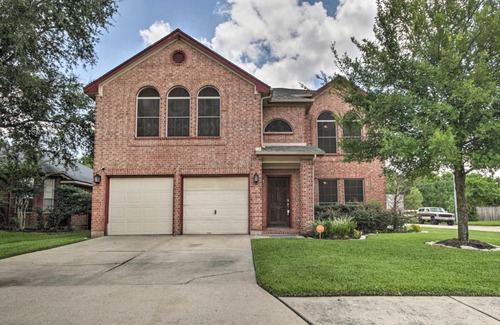 Barker House | Katy Family Home Less Than 30 Miles to Downtown Houston!