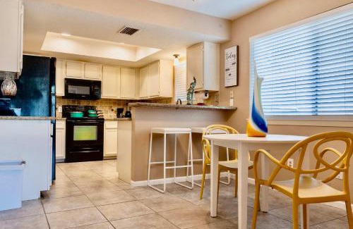 Katy House | Katy Hideaway - Charming 3 BDR
