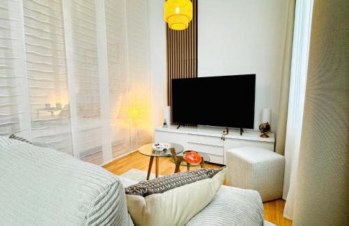 Lend Apartment | Katy's Cozy Corner CityCenter