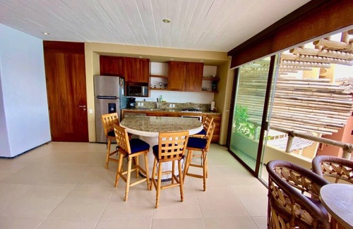 Ixtapa - Zihuatanejo House | KauKan B7- Luxury 2 Br Condo with Breathtaking View of La Madera Beach