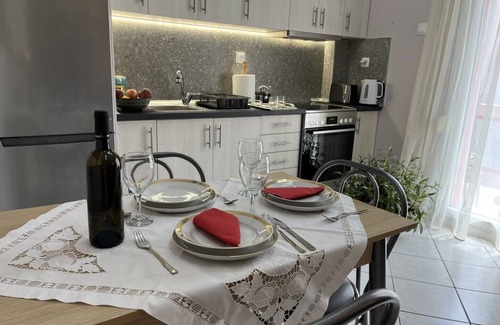 Kavala Apartment | Kavala Port Apartments - Deluxe Apartment KONSTANTINAn800 meters from the beach