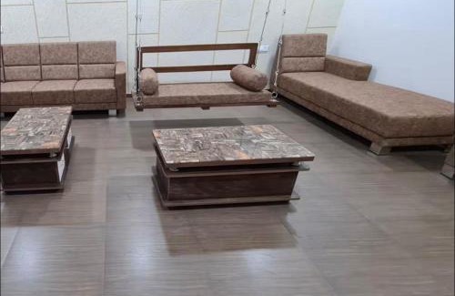 Baikunthpur Hotel | Kavatar Stays