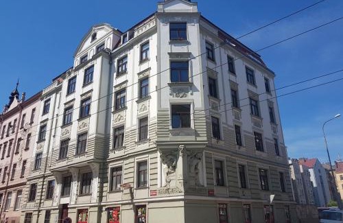 Pilsen Apartment | KaVi apartments #2