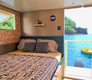 Le Carbet Boat Rental | Kawaida - Hébergement insolite - Glamping Yaliyo