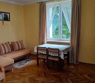 Krasnik Apartment | Kawalerka Sikorskiego