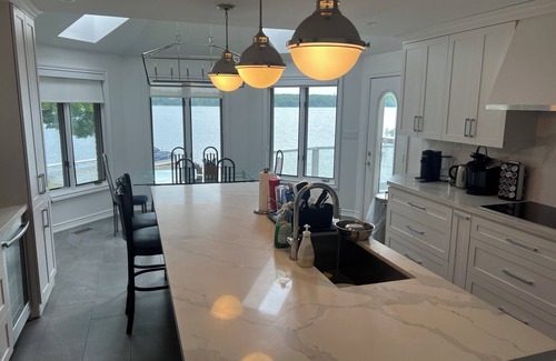McNab/Braeside House | Kawartha Home on the water - this stunning compound is 12 minutes to Lakefield