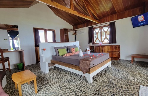 Cangmunag Resort | Kawayan Holiday Resort