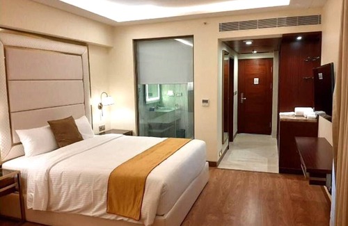 Chennai Hotel | Kay-Em Spectra Hotel Chennai