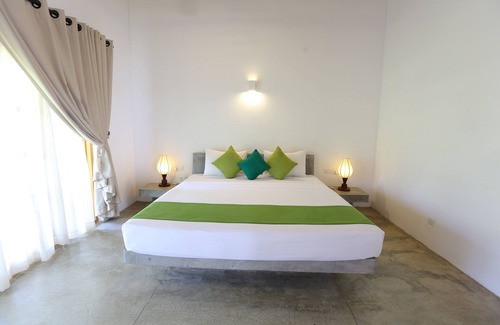 Kalkudah Hotel | KAY JAY PALMS