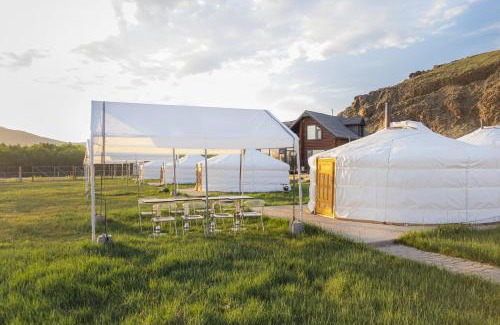 Ulaanbaatar Other | Kayak Camp, Tsonjinboldog
