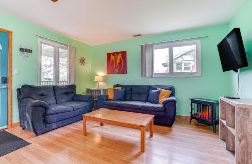 Sister Lakes House | Kayak, Fish, Boat and Swim Home Near Lakeside Park!