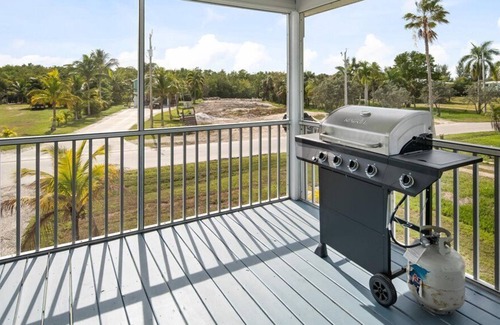 Everglades City House | Kayaker's Paradise - Minutes from the water