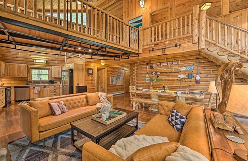 Rapid City Cabin | Kayaks + Fire Pit: Lux Riverfront Lodge, Sleeps 20