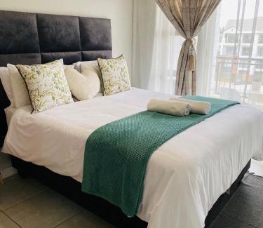 Tshwane Apartment | Kayalako at The Blyde - Blue Crystal Lagoon