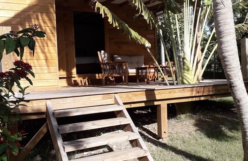 Saint-Francois House | KAZATIPUNCH - CHARMING BUNGALOW IN TROPICAL GARDEN