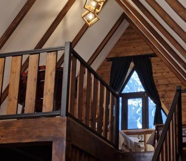 Gergeti Apartment | Kazbegi Hut Cottage