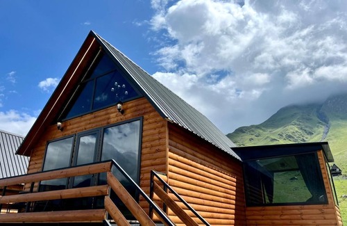 Stepantsminda Cottage | Kazbegi Inn Cottages