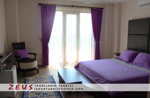 Zeytinli Hotel | Kazdaglari Ida Natura Bungalov Hotel