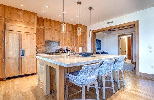 Montage Kapalua Bay Condo | KBM Resorts | FREE CAR | Molokai At Montage Kapalua Bay, Ocean view 3-Bedroom Penthouse with Daily Housekeeping, Spa!
