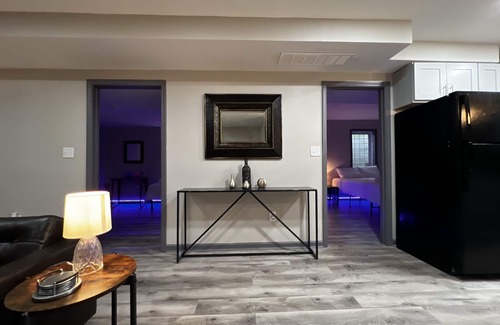 Kansas City House | 💎KCK Speedway Retreat❤️✧Lower Level✧
