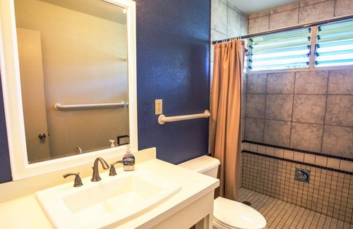 Keaukaha House | Keaukaha House