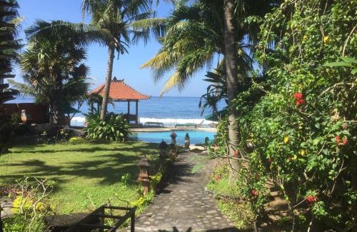 Tumbu Village Resort | Kebun Impian