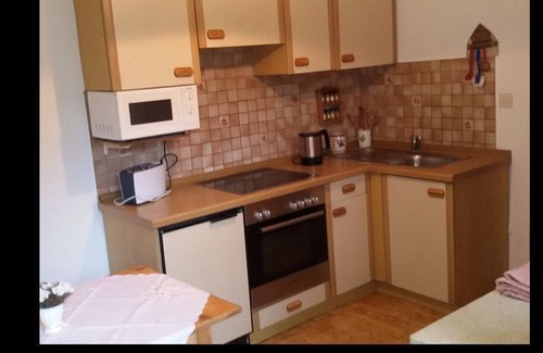 Beilngries Apartment | Keckl vacation apartment with terrace and garden