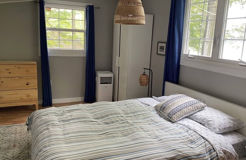 Lunenburg County Cottage | Keddy Cove Retreat - 3 Bedroom Lakefront Cottage with incredible views!