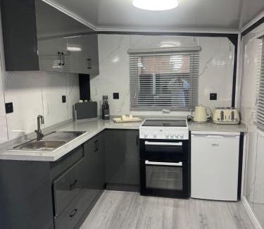 Newry House | Keegal Lodge